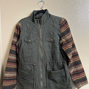 Mossimo supply Co. women’s Army Green and Multicolor Print Sleeve Zip Jacket